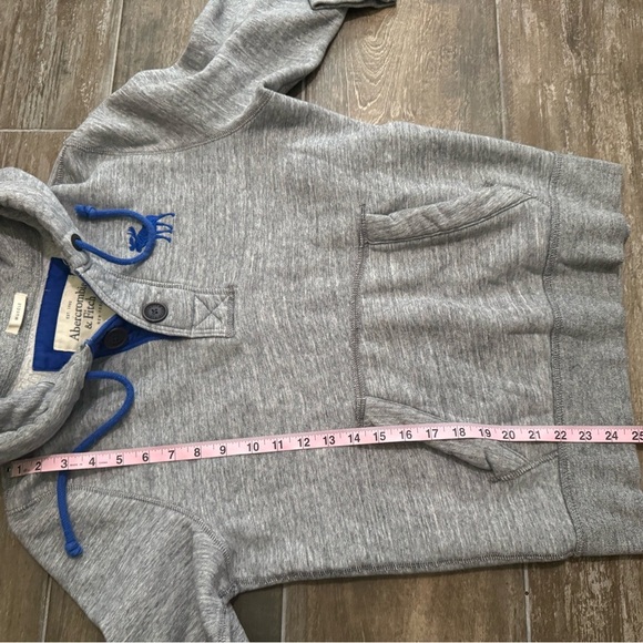 Abercrombie & Fitch Muscle Gray and Blue Hooded Sweatshirt - Picture 11 of 11
